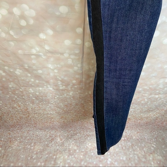 COLDWATER CREEK - Jeans With Black Side Stripe 8. - Picture 9 of 9